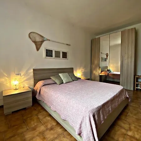 Casa Largo Taragio Lägenhet Corniglia